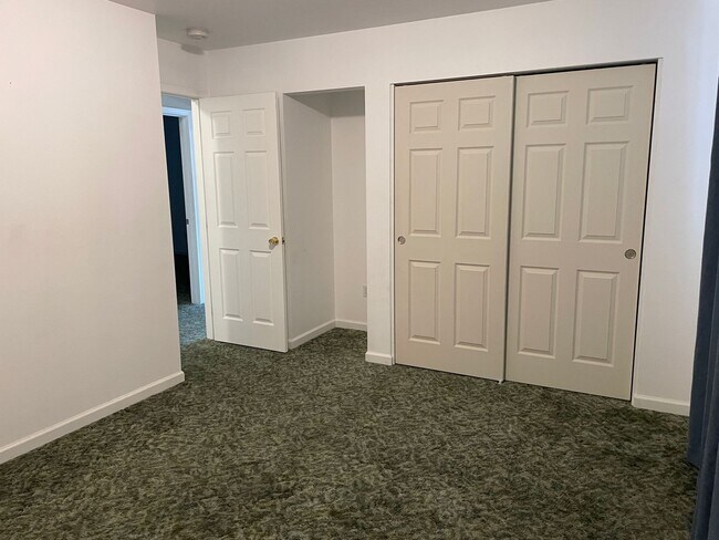 Building Photo - In The Country But Near Town!! With A Shop!!