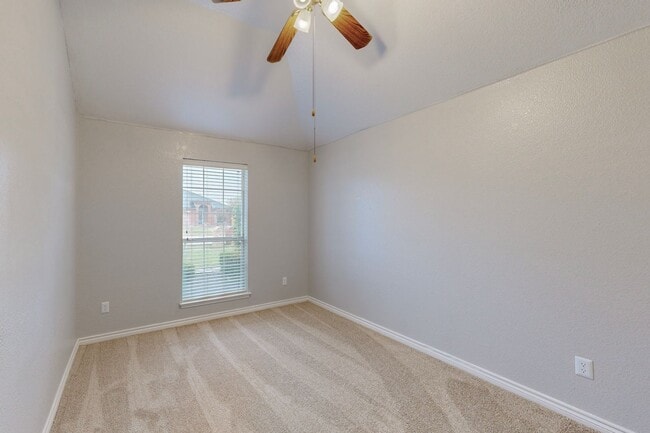 Building Photo - Lovely Updated home in Princeton Park!