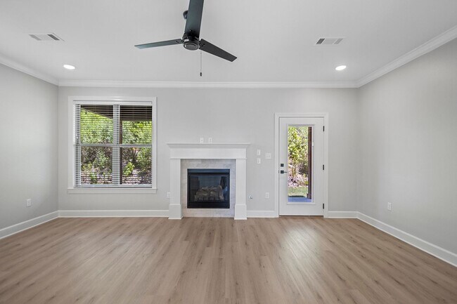 Building Photo - 308 Kanis Ridge Dr