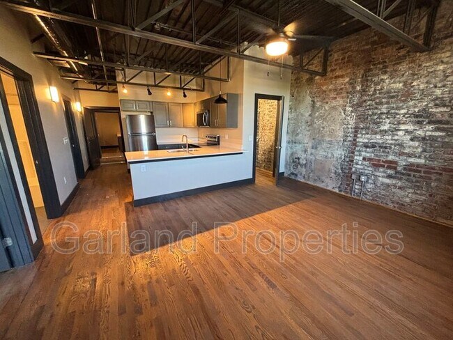 Primary Photo - 34 1st St NE