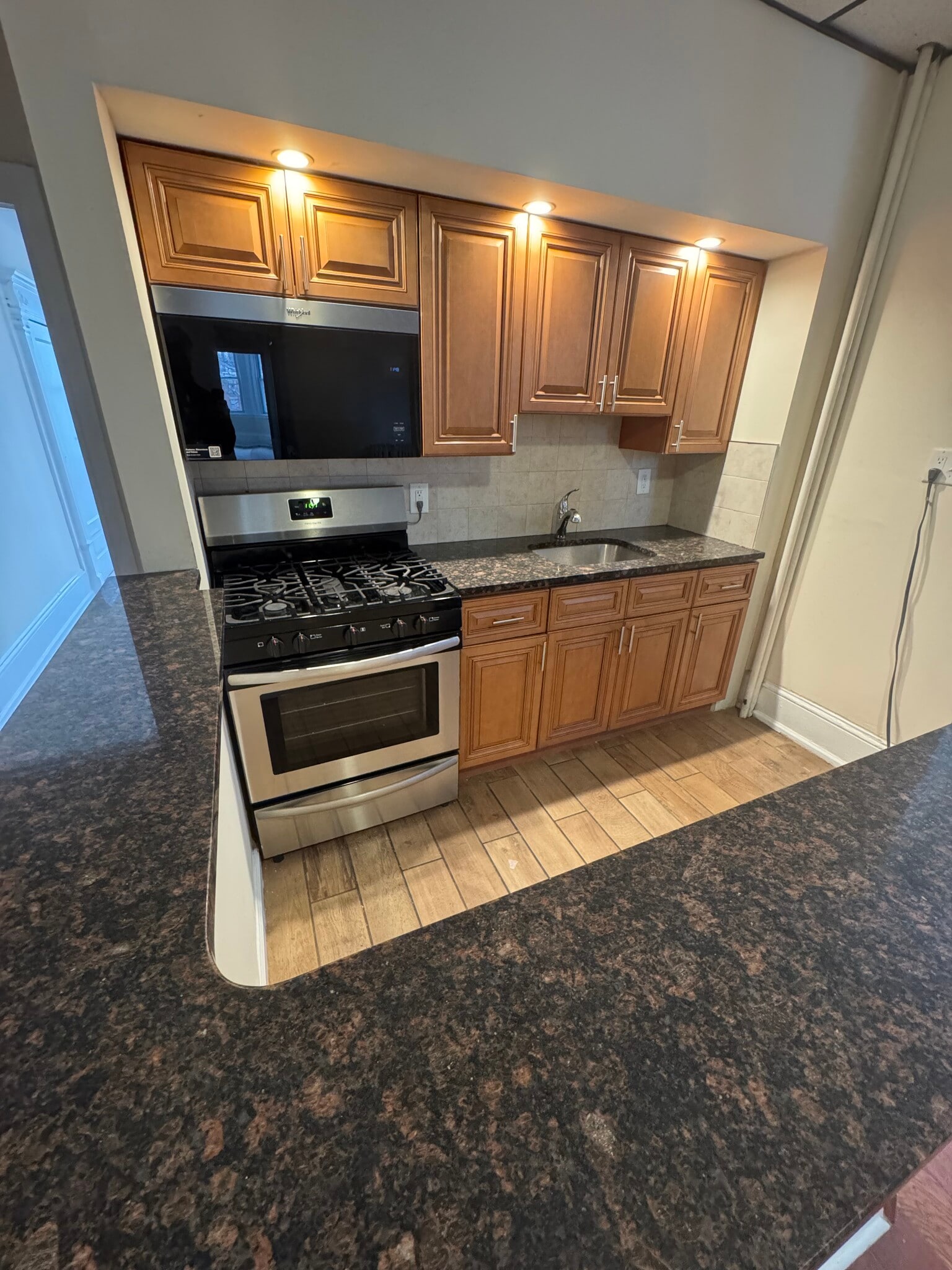 Kitchen - 4320 Walnut St