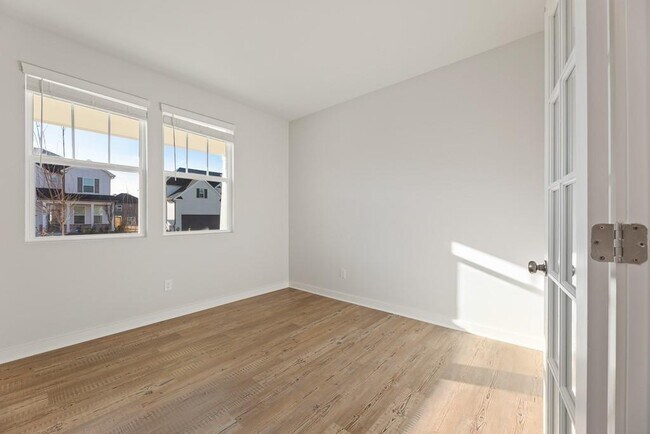 Building Photo - 2694 Mourning Dove Dr