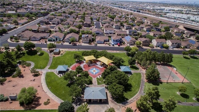 Building Photo - 138 Cam Capri