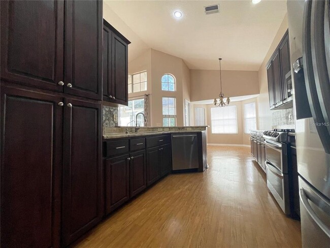 Building Photo - 10205 Quails Landing Ave