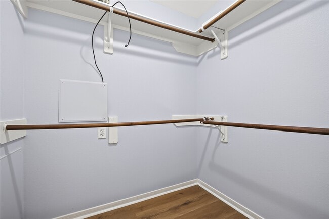 Building Photo - 510 Cypresswood Trce