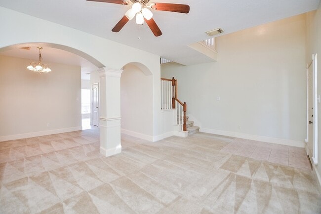 Building Photo - 21210 Woodland Green Dr