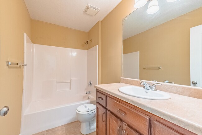 Building Photo - 12591 Drift Bay Cove