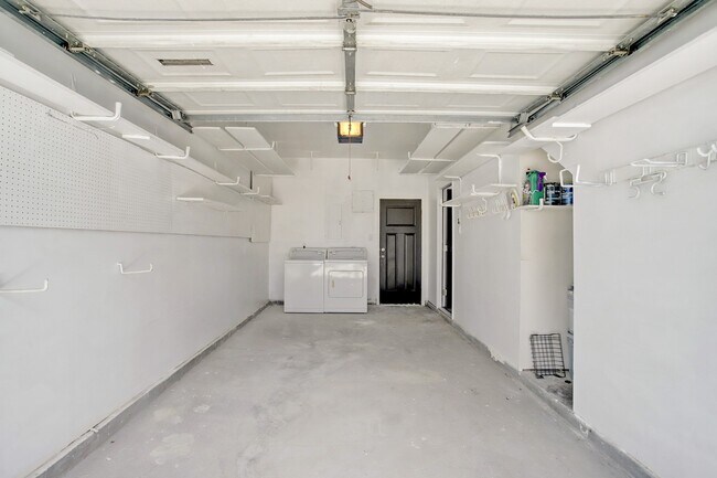 Building Photo - 1510 Rosalie St