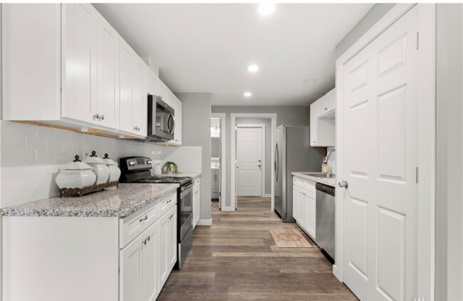 Building Photo - 1114 S Silver St