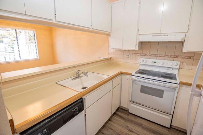 Building Photo - 1222 Coyote Creek Ct