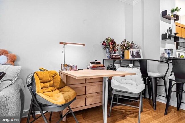 Building Photo - 631 D St NW