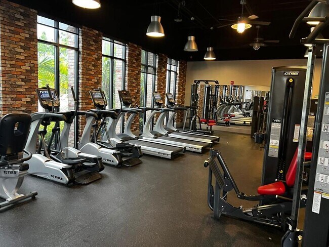 Building Photo - 741 Longboat Dr