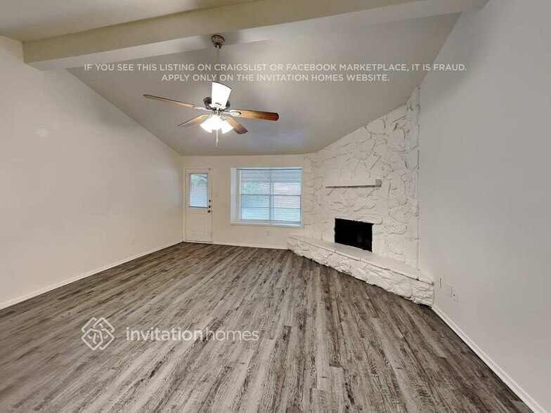 Building Photo - 13942 Towneway Dr