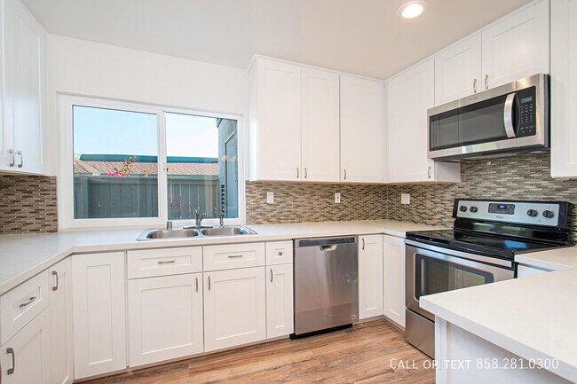 Building Photo - 9611 Caminito Tizona