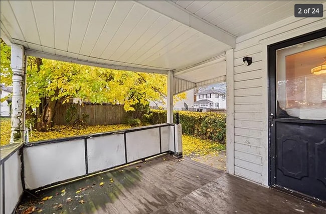 Building Photo - 3 Bed 2 Bath- Beaver Falls PA