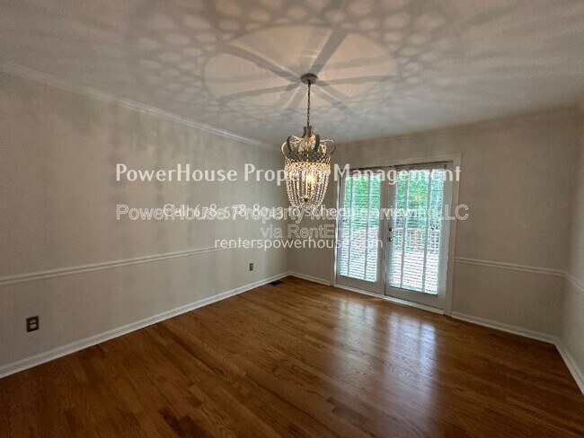 Building Photo - 790 Woodmont Dr