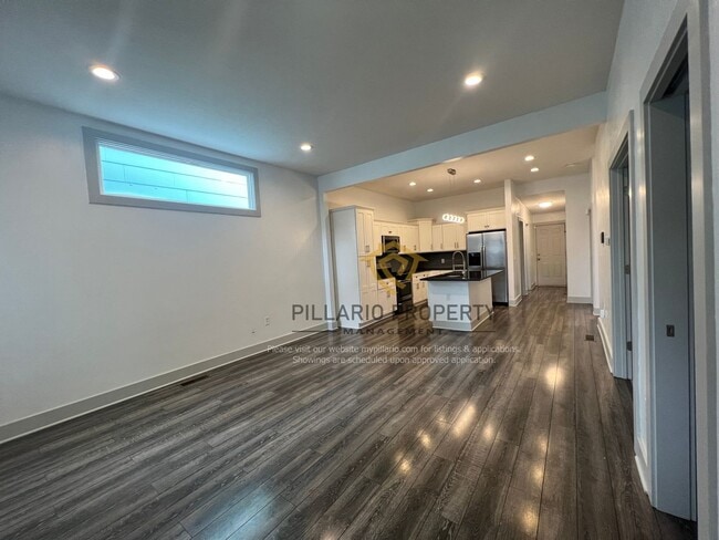Building Photo - Renovated 4 Bed, 2.5 Bath Home in Beautiful Bates Hendricks, Just Blocks from Downtown!