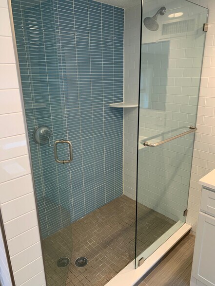 Building Photo - 33 Dennison St