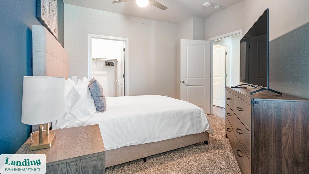 Building Photo - 14015 Univ Pass