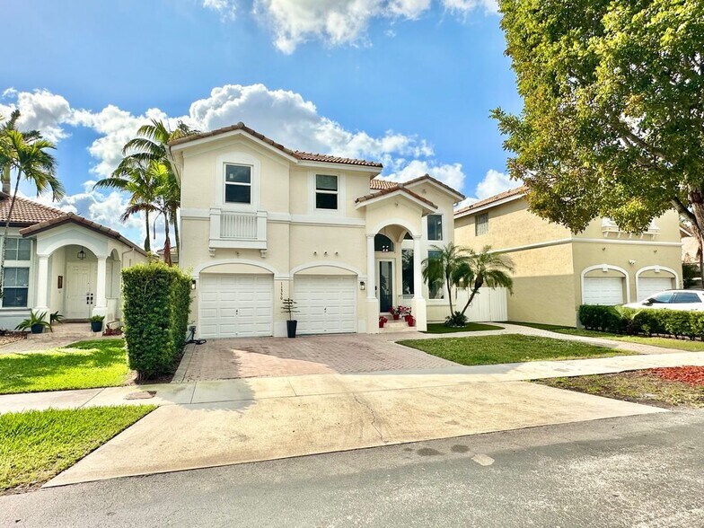 Primary Photo - 11350 NW 48th Terrace