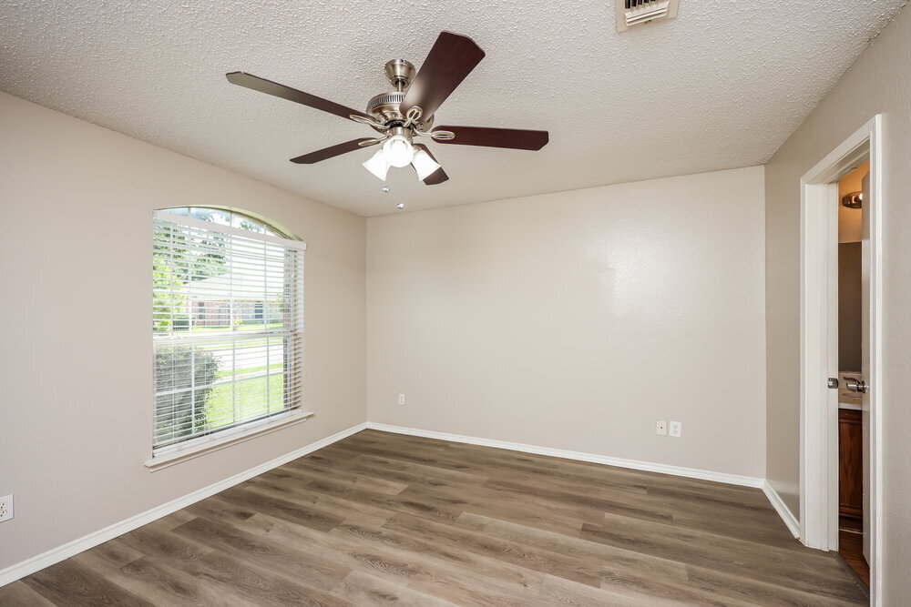 Building Photo - 2717 Bent Brook Dr