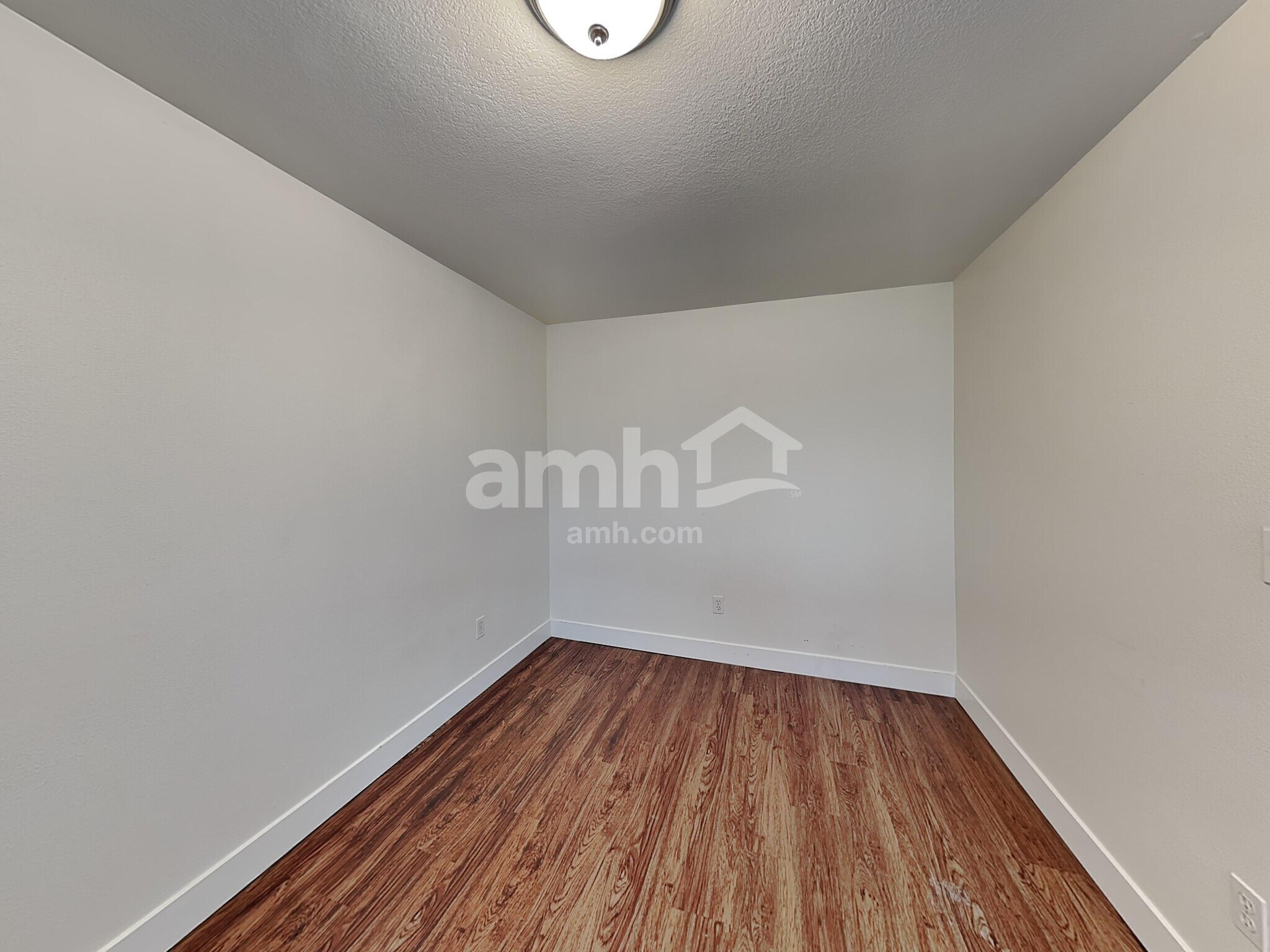 Building Photo - 16961 SW Cashew Way