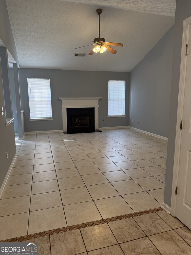 Building Photo - 135 Plantation Blvd