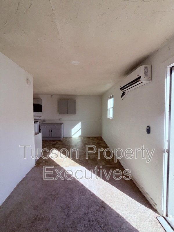 Building Photo - 234 E 32nd St