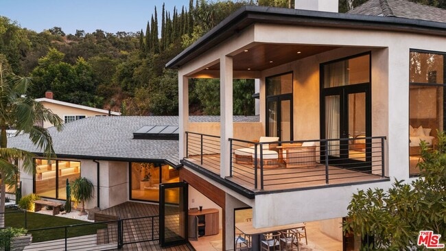 Building Photo - 3627 Woodhill Canyon Rd