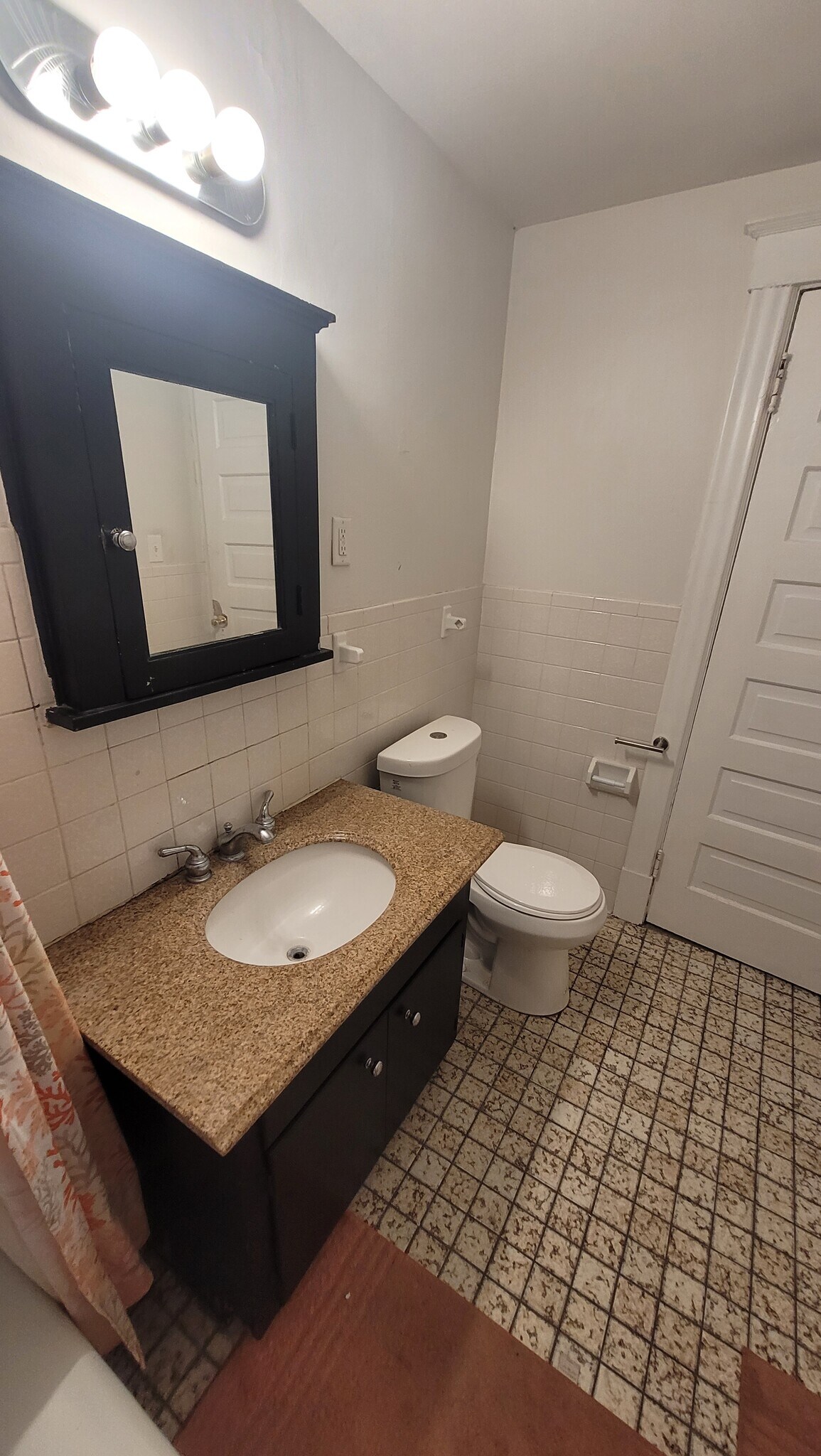 Bathroom - 3100 Elliot Avenue