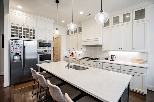 Building Photo - 8707 W Flycatcher Pl