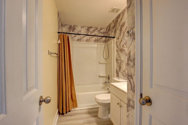 Building Photo - 3660 S Naples Ct