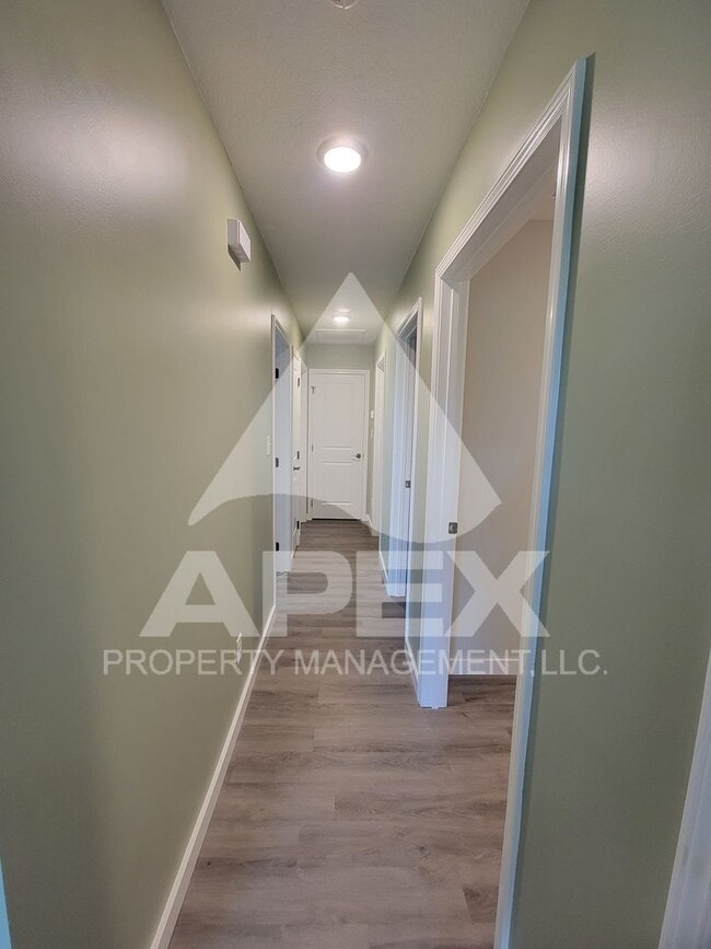 Building Photo - Recently Built 3Bd - 2 Ba Single Family Ho...