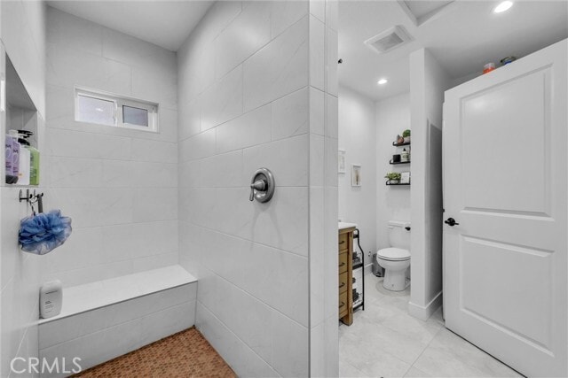 Building Photo - 12363 Loraine Ave