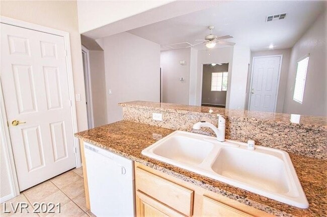 Building Photo - 10616 Calico Pines Ave