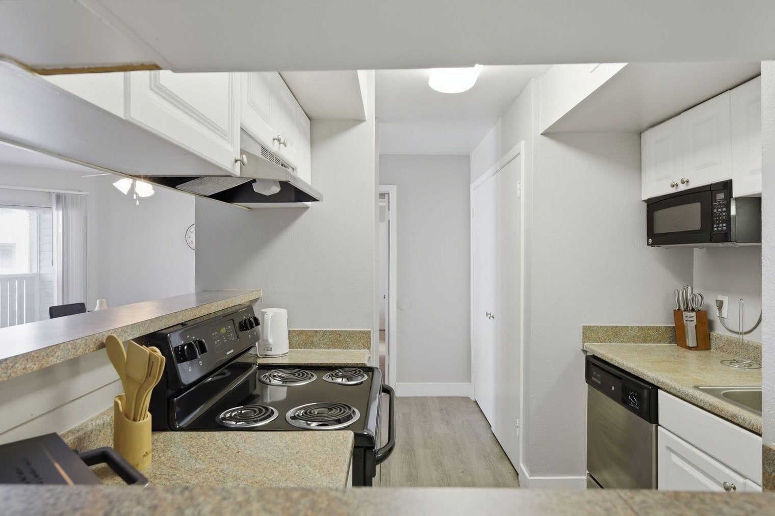 Building Photo - 4040 Presidential Blvd