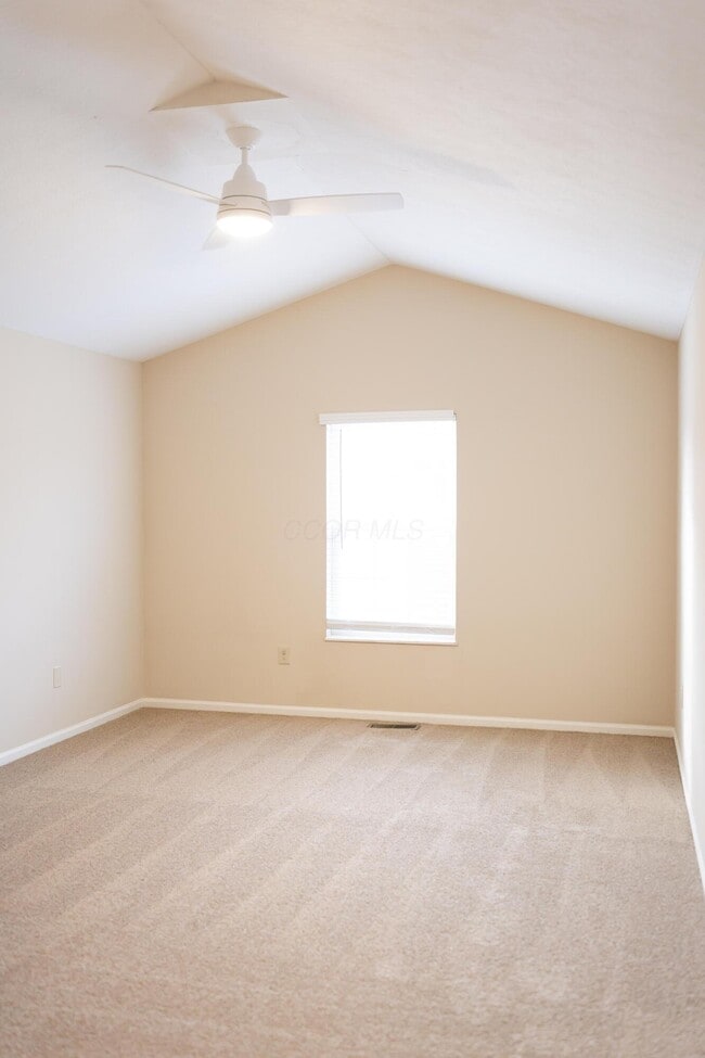 Building Photo - 5008 Stratford Pine Ln