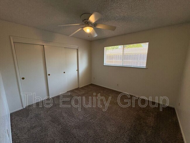 Building Photo - 2037 S Tracy Ct