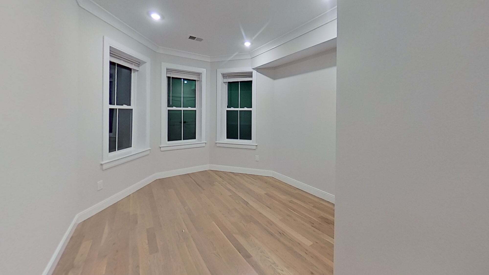 Building Photo - 39 Englewood Ave