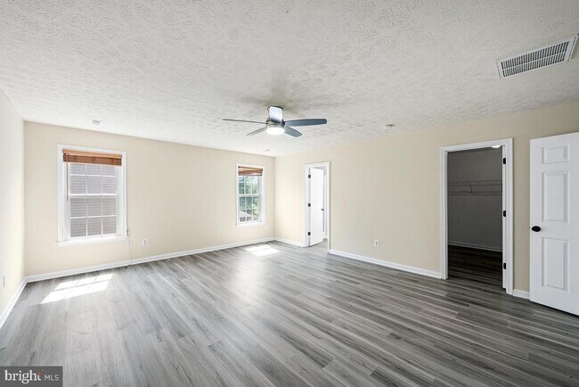 Building Photo - 35184 Pheasant Ridge Rd