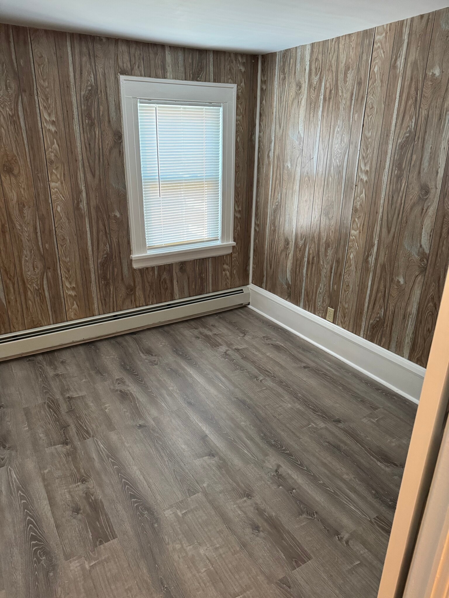 Bedroom Right Side - 476 E 33rd St