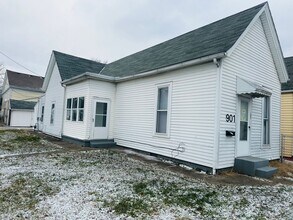 Building Photo - Recently Renovated 3BR/1BA Home in New Albany!