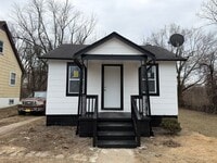 Building Photo - Lovely 2 Bedroom / 1 Bath for Rent - Section 8 Welcome