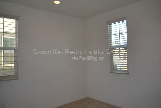 Building Photo - 297 Emory Oak Pl