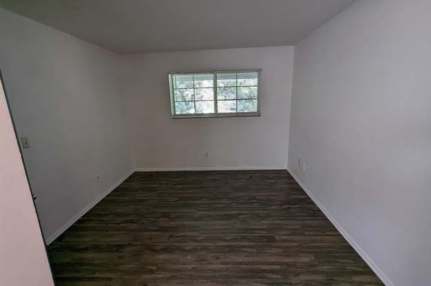 Building Photo - 571 Midway Track