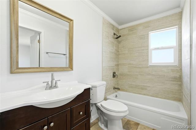 Building Photo - 6752 S Dahlia Ct