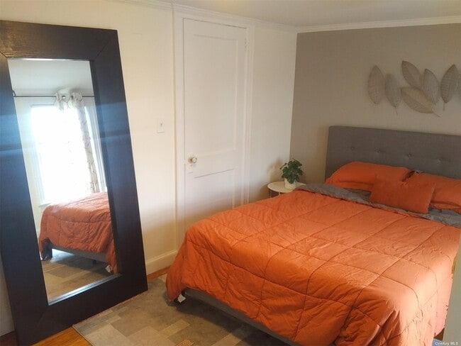 Building Photo - 164-03 119th Ave