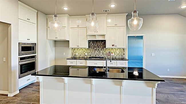 Building Photo - 2409 Ryder Dr