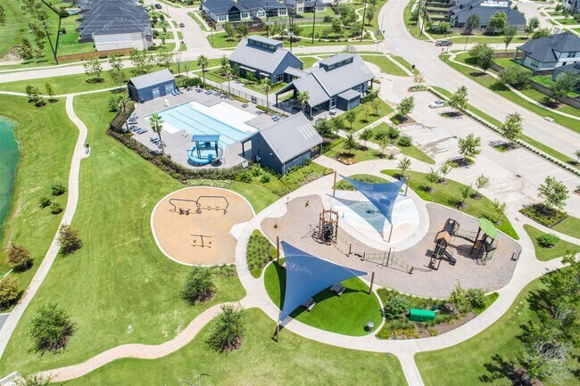 Building Photo - 7526 Sunny Oak Ln