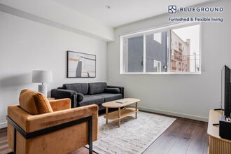 Building Photo - 1011 S Serrano Ave